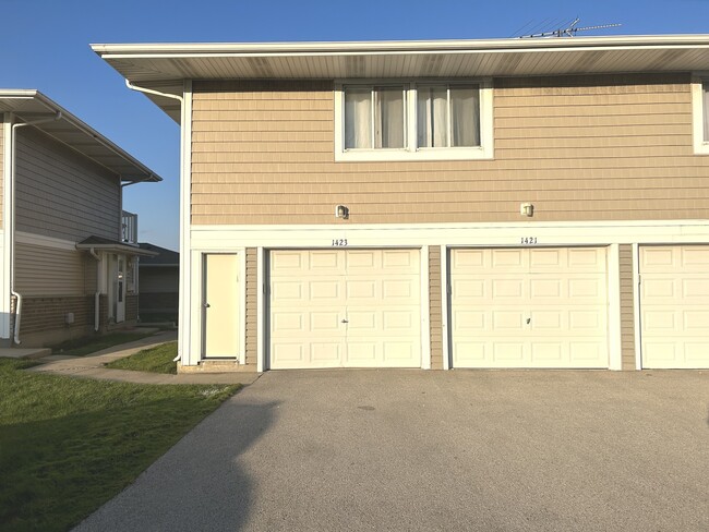 property at 1423 Fremont Dr