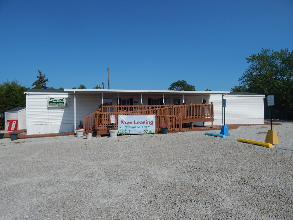 Smith Mobile Home Park in Blue Island, IL - Building Photo