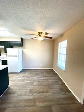 2632 Colonial Ave in Waco, TX - Foto de edificio - Building Photo