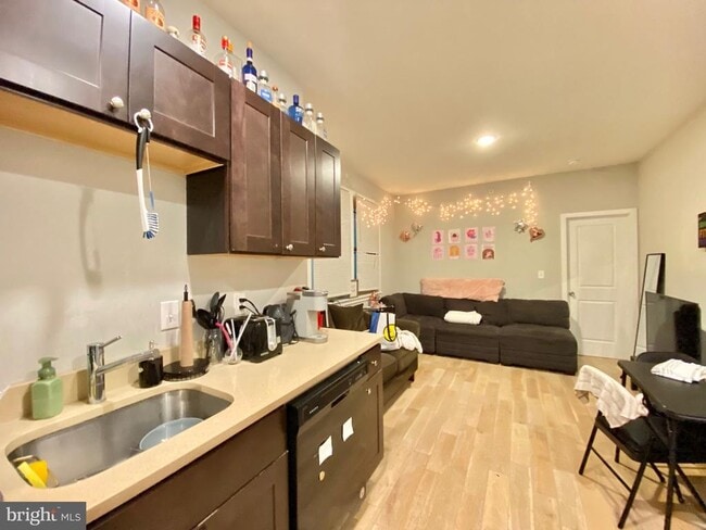 2020 N Carlisle St in Philadelphia, PA - Building Photo - Building Photo