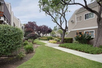 Le Parc in Santa Clara, CA - Building Photo - Building Photo