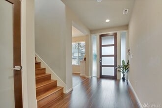 5611 Franklin Ave SE in Auburn, WA - Building Photo - Building Photo