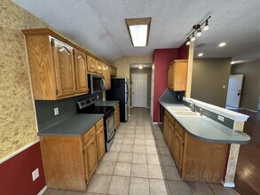 6415 13th St in Lubbock, TX - Building Photo - Building Photo