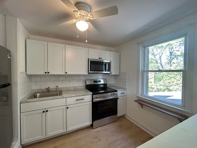 202 E County Line Rd in Hatboro, PA - Building Photo - Building Photo