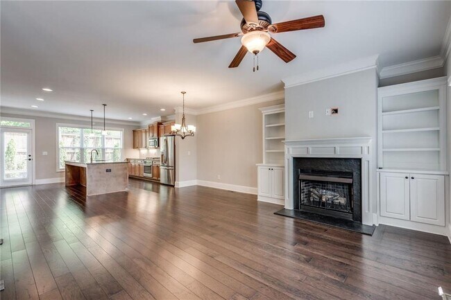 1265 Linden Ct in Atlanta, GA - Building Photo - Building Photo