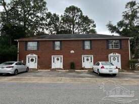 3120 Belle Meade Dr in Pensacola, FL - Building Photo