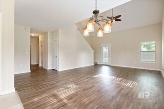 8795 Bainbridge Dr in Daphne, AL - Building Photo - Building Photo