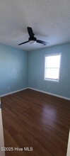 140 Parnell Rd in Hubert, NC - Building Photo - Building Photo
