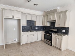 10401 Bauman Rd in Houston, TX - Building Photo - Building Photo