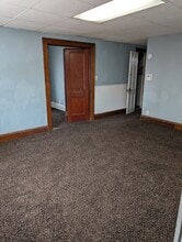 611 4th St SW, Unit 611 in Willmar, MN - Building Photo - Building Photo