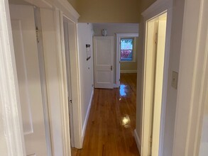 56 Gordon St, Unit 1 in Somerville, MA - Building Photo - Building Photo