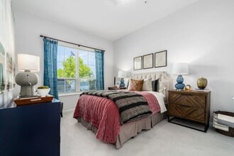 Caldera House in Lewis Center, OH - Foto de edificio - Building Photo