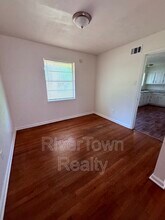 4867 Haleville Rd in Memphis, TN - Foto de edificio - Building Photo