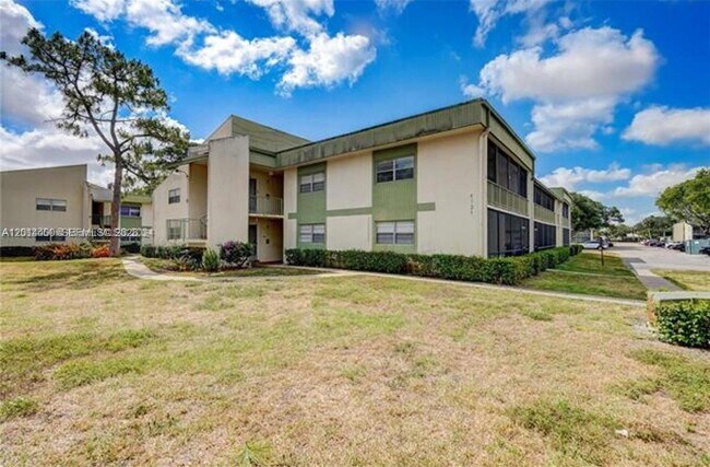 4131 NW 88th Ave in Coral Springs, FL - Building Photo - Building Photo