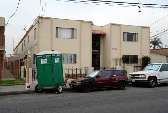 10223 Buford Ave in Inglewood, CA - Building Photo - Building Photo