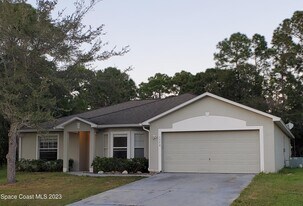 1579 Wichita Blvd SE in Palm Bay, FL - Building Photo