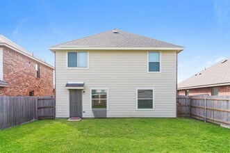 1600 Mark Ln in Ennis, TX - Building Photo - Building Photo
