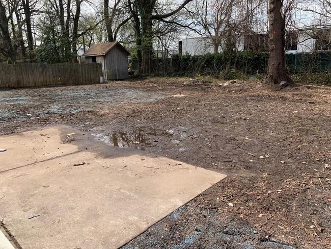 326 Maple St in Moonachie, NJ - Building Photo - Building Photo