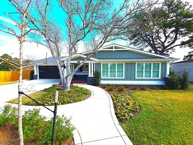 property at 3018 Santa Elena Dr