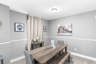 1006 Broadmoor Dr in Birmingham, AL - Building Photo - Building Photo