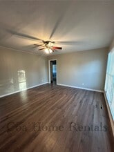 100 S Nevada St in Wichita, KS - Foto de edificio - Building Photo