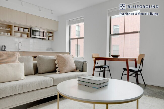 2101 Champlain St NW