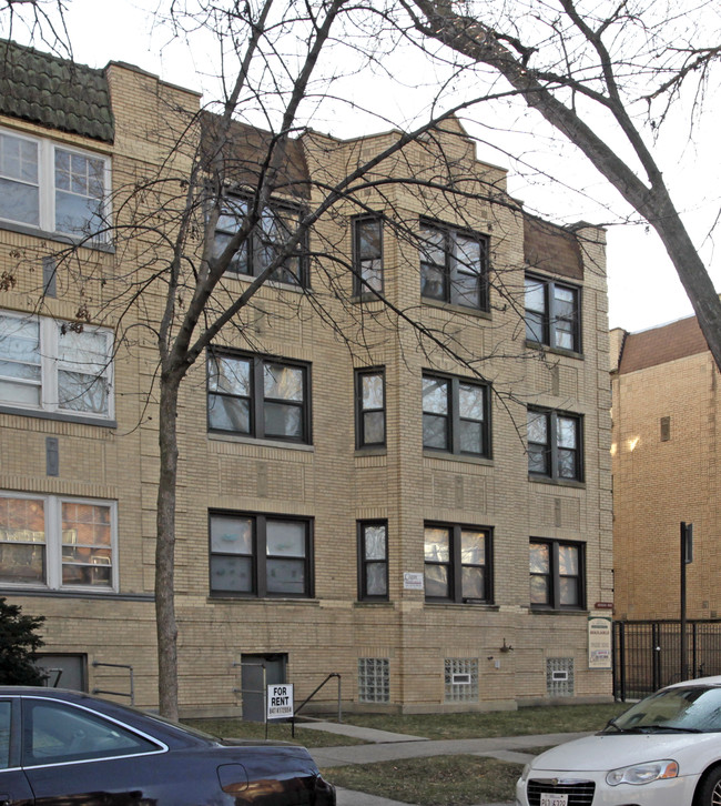 6221-6223 N Artesian Ave in Chicago, IL - Building Photo - Building Photo