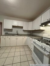 85 Swan St in Everett, MA - Building Photo - Building Photo