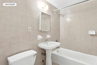 28 Melrose St in Brooklyn, NY - Building Photo - Building Photo