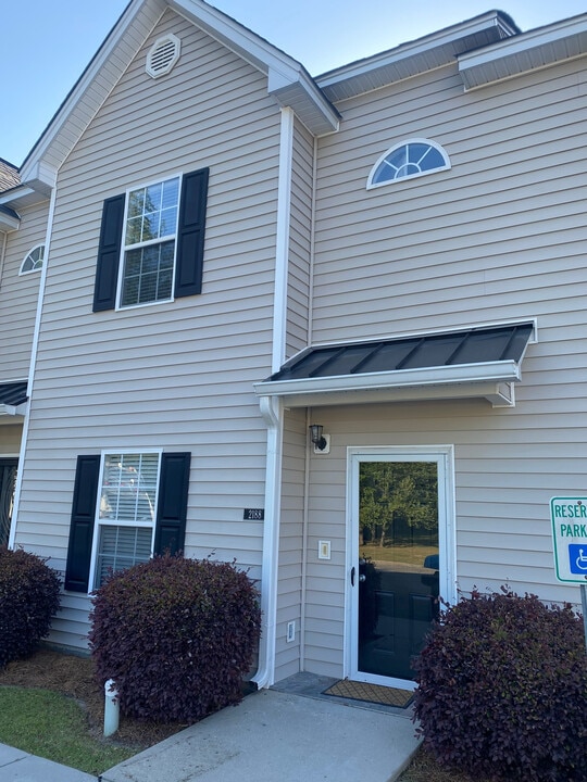 2188 State Rd S-21-682 in Florence, SC - Building Photo