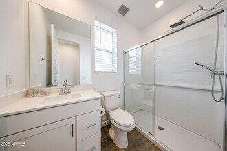 8334 E Paloma Ave in Mesa, AZ - Building Photo - Building Photo