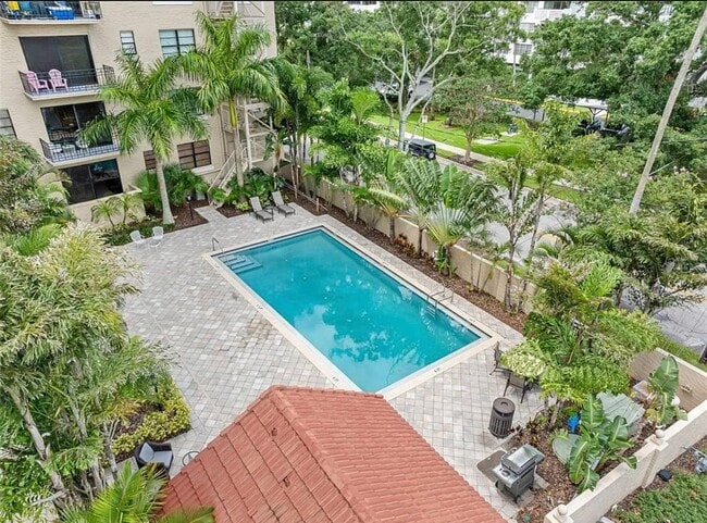 property at 2109 Bayshore Blvd