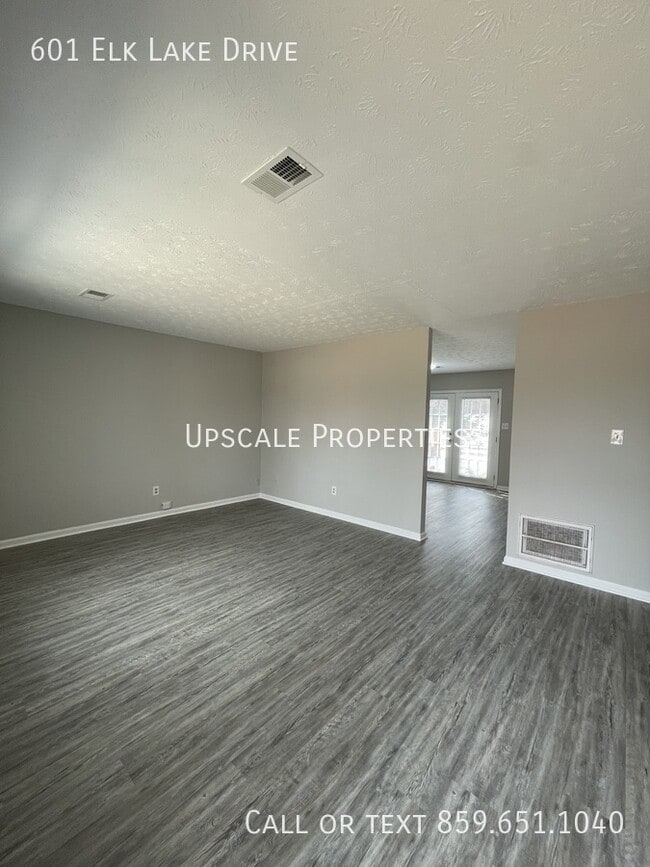 601 Elk Lake Dr in Lexington, KY - Building Photo - Building Photo