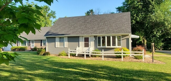 property at 2803 Seely Ave SE