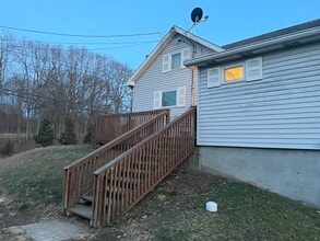 315 East Brady Rd in Kittanning, PA - Foto de edificio - Building Photo