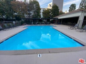 2132 Century Park Ln-Unit -215 in Los Angeles, CA - Building Photo - Building Photo