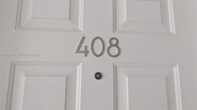 445 SW 11th St in Miami, FL - Building Photo - Building Photo