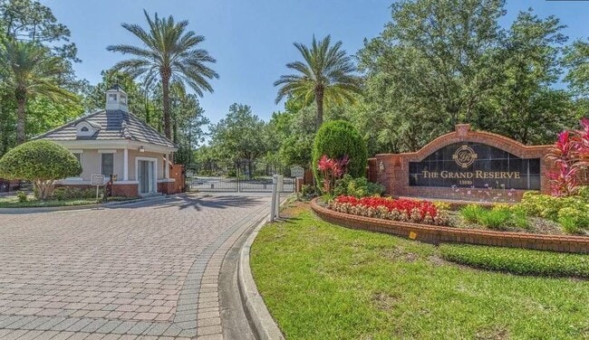 property at 13810 Sutton Park Dr N