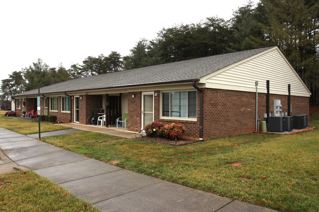 Carolina Christian Village in King, NC - Building Photo - Building Photo