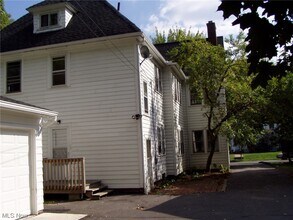 18223 Winslow Rd-Unit -1 in Shaker Heights, OH - Building Photo - Building Photo