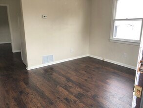 217 Chester Ave in Moorestown, NJ - Building Photo - Building Photo