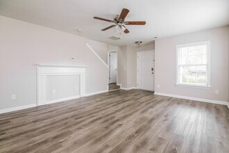 2513 Quarry Ridge Ln in Raleigh, NC - Building Photo - Building Photo