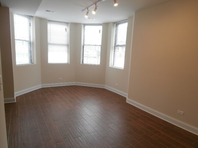 5402 N Winthrop Ave in Chicago, IL - Building Photo - Building Photo