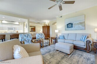 2690 Cypress Trace Cir in Naples, FL - Foto de edificio - Building Photo