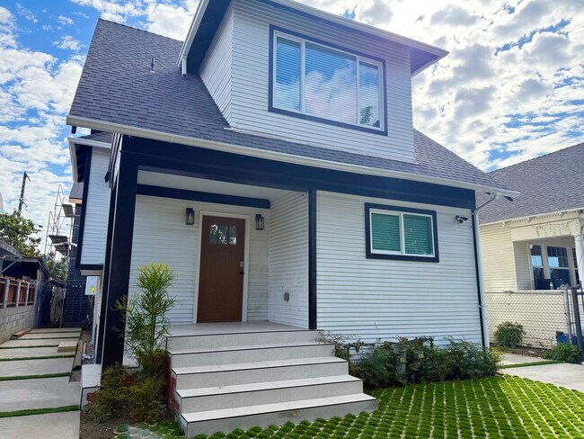 property at 678 E 45th St