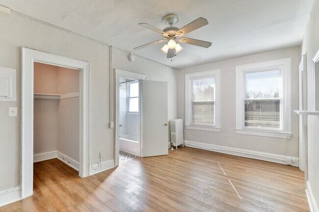 Randolph Apartments in Washington, DC - Foto de edificio - Interior Photo