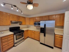 54 State St, Unit 1 in Saratoga Springs, NY - Building Photo - Building Photo