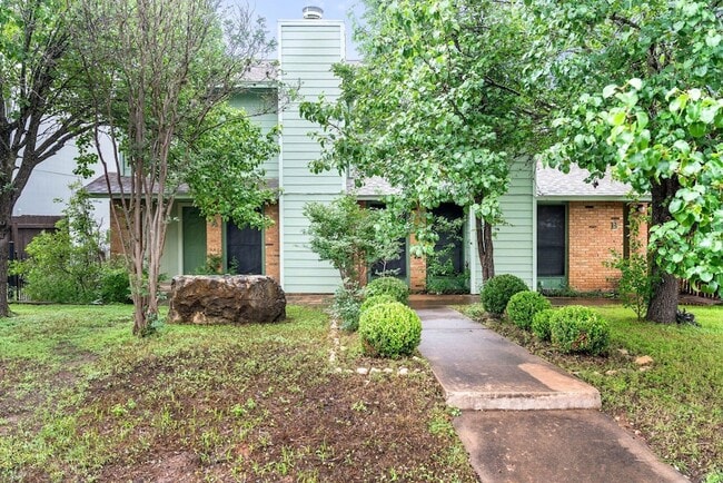 property at 3222 Tamarron Blvd
