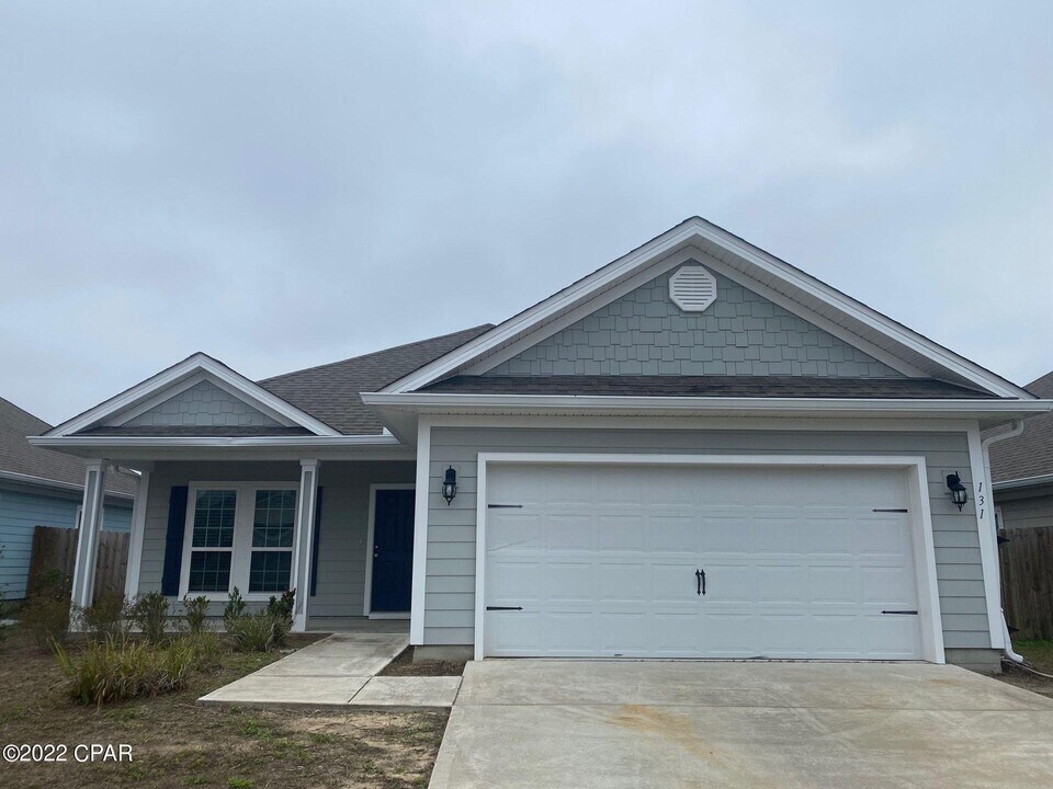 131 N Shoreview Dr. in Panama City, FL - Building Photo