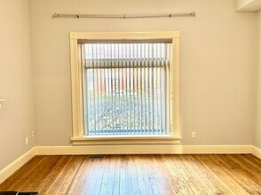500 St Catherine St, Unit 1 in Louisville, KY - Building Photo - Building Photo